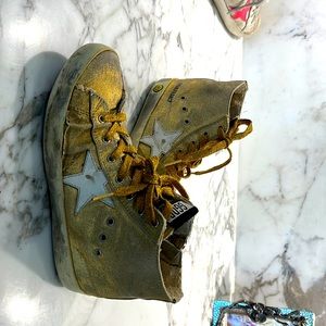 Kids Golden Goose size 34!